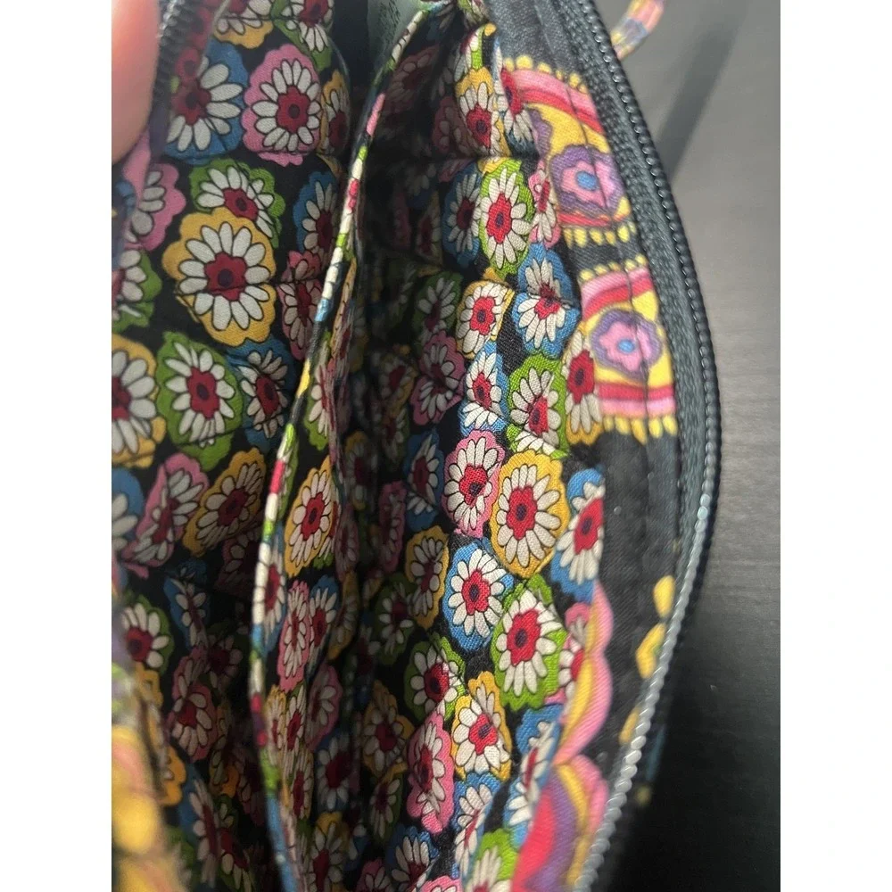 Vera Bradley Quilted Wristlet Wallet Clutch Colorful‎ Floral Paisley Zip Pouch
